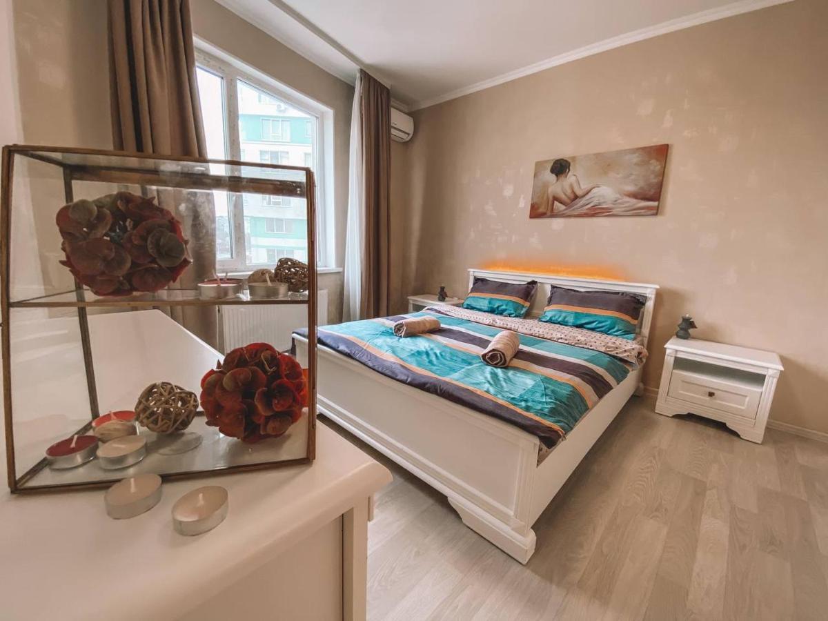 Luxury Sky Apartment Chisinau Ngoại thất bức ảnh