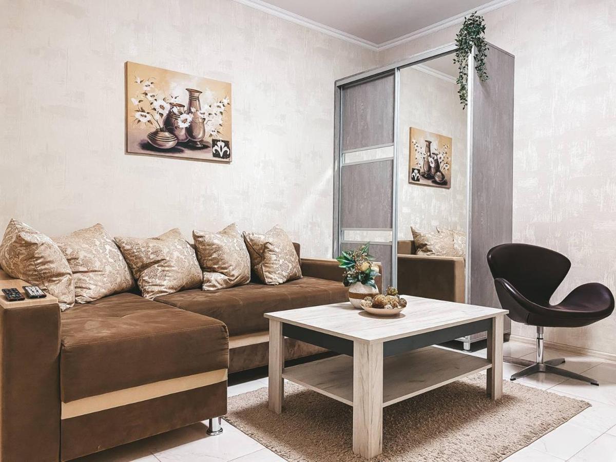 Luxury Sky Apartment Chisinau Ngoại thất bức ảnh